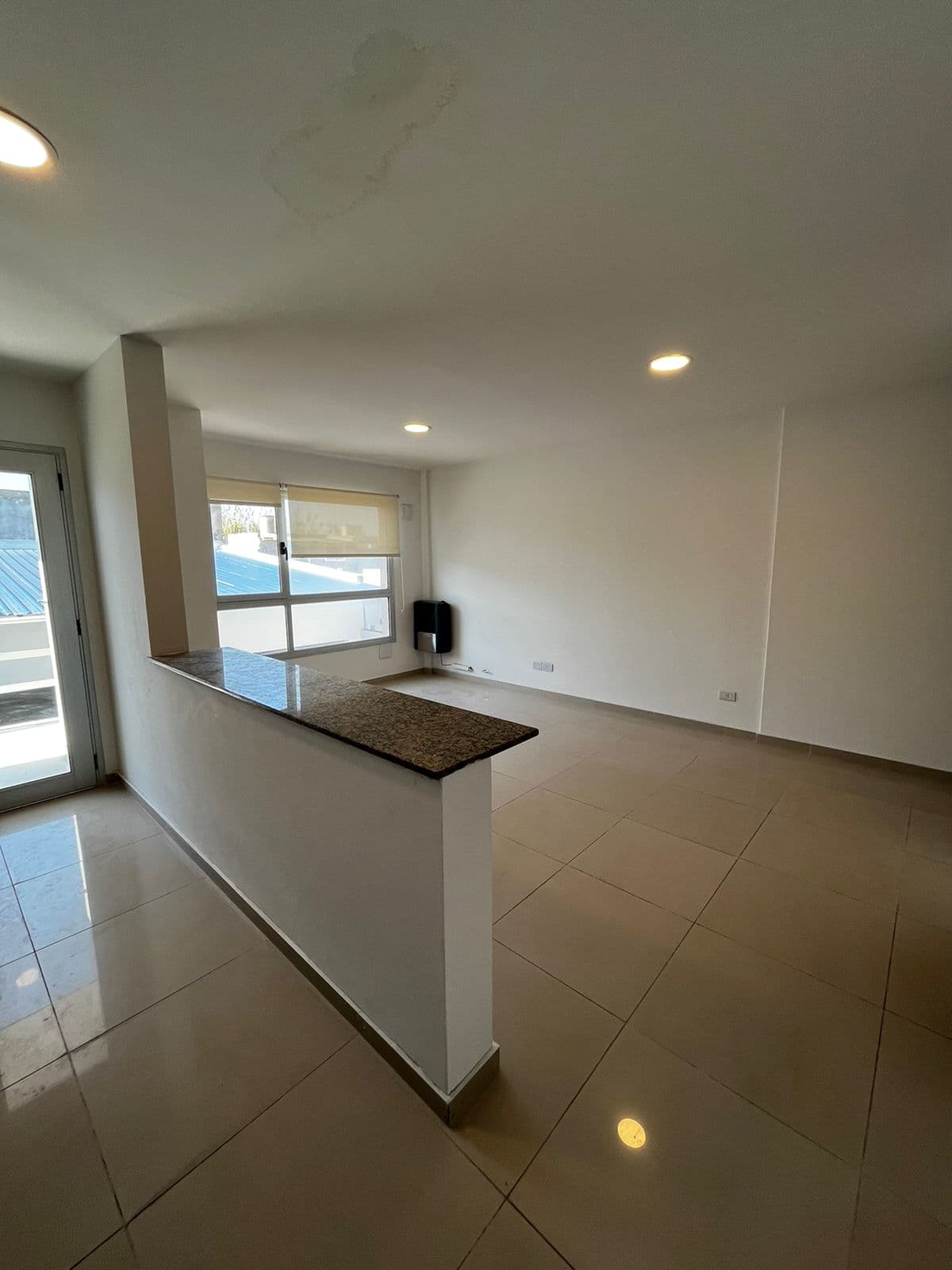 🏢EN ALQUILER | Departamento ubicado en Pueblo Nuevo 📍Av. Colón Nº2045 - 5