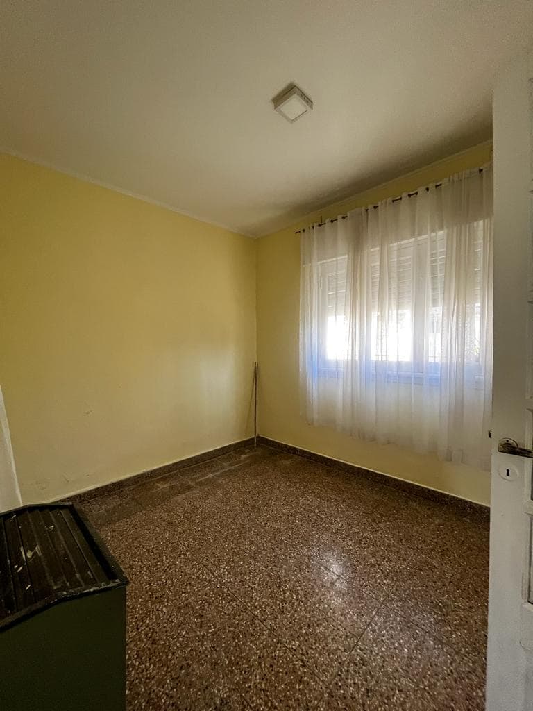 🏡 VENTA | Casa ubicada en Barrio Mariano Moreno 📍 Lamadrid N° 3433 - 8