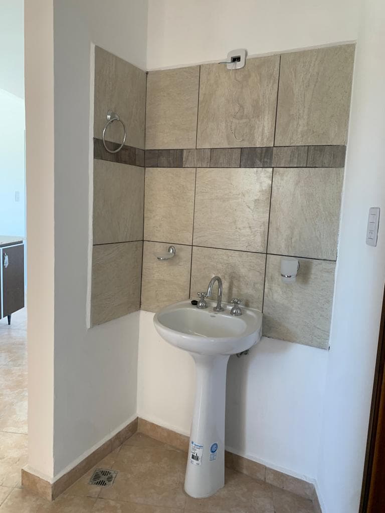 🏢 VENTA | Departamento ubicado en barrio Villa Floresta  📍 Amparo Castro N°2050 - 5