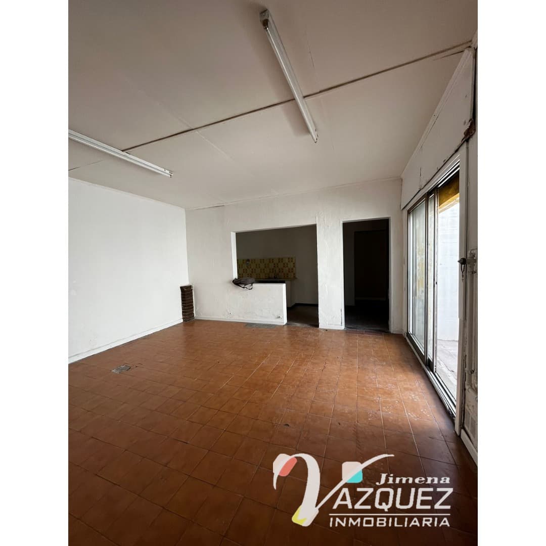 🏦 VENTA | Local ubicado en Microcentro 📍25 de Mayo N°2974 - 6