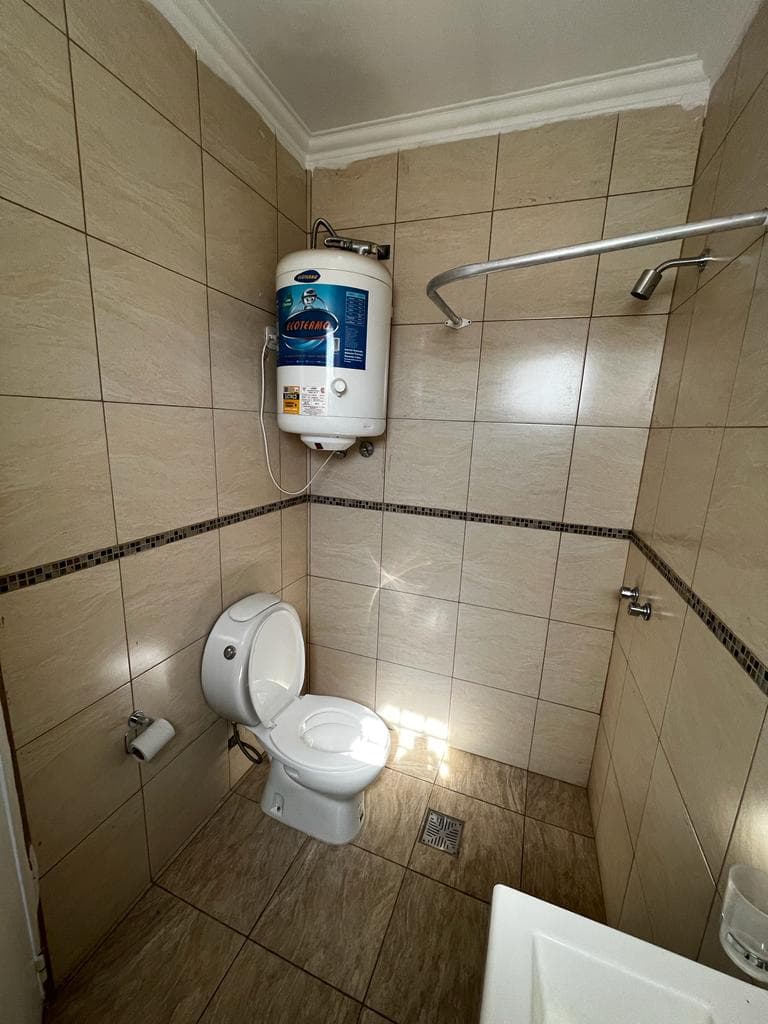 🏡 VENTA | Casa ubicada en Barrio Mariano Moreno 📍 Lamadrid N° 3433 - 6