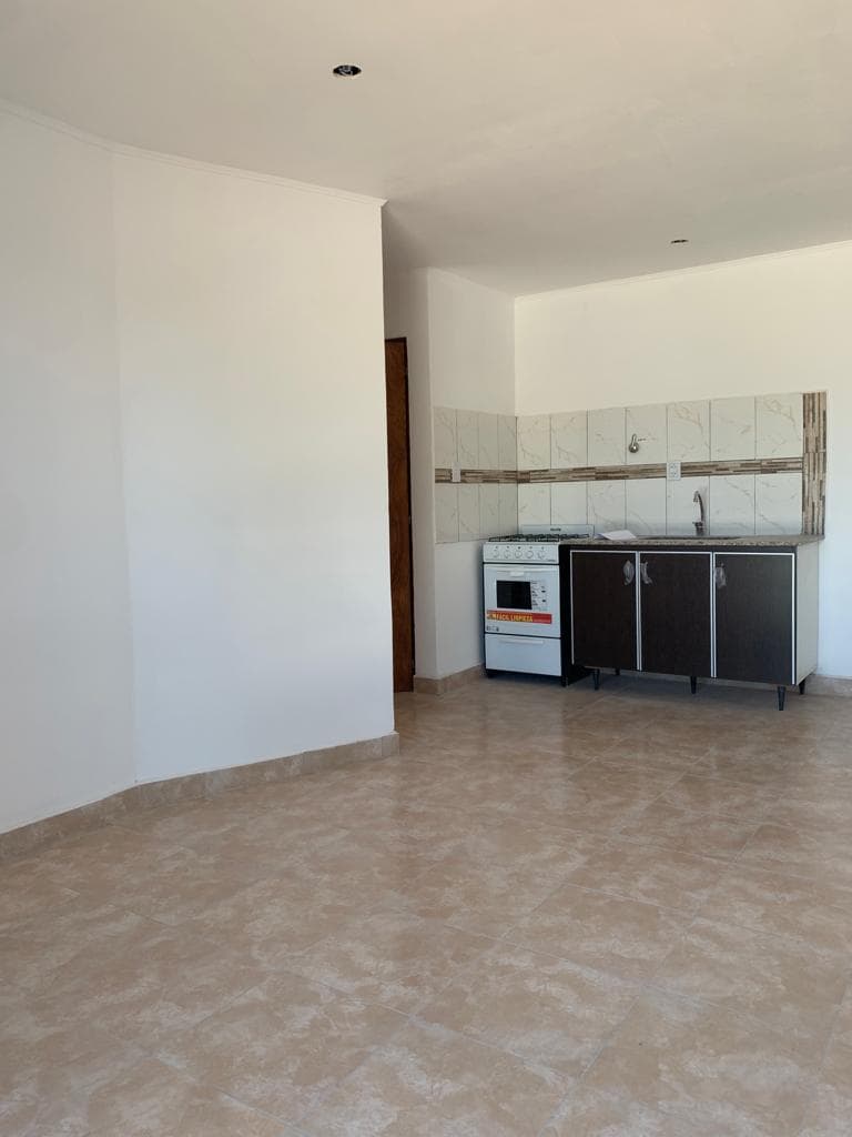 🏢 VENTA | Departamento ubicado en barrio Villa Floresta  📍 Amparo Castro N°2050 - 3