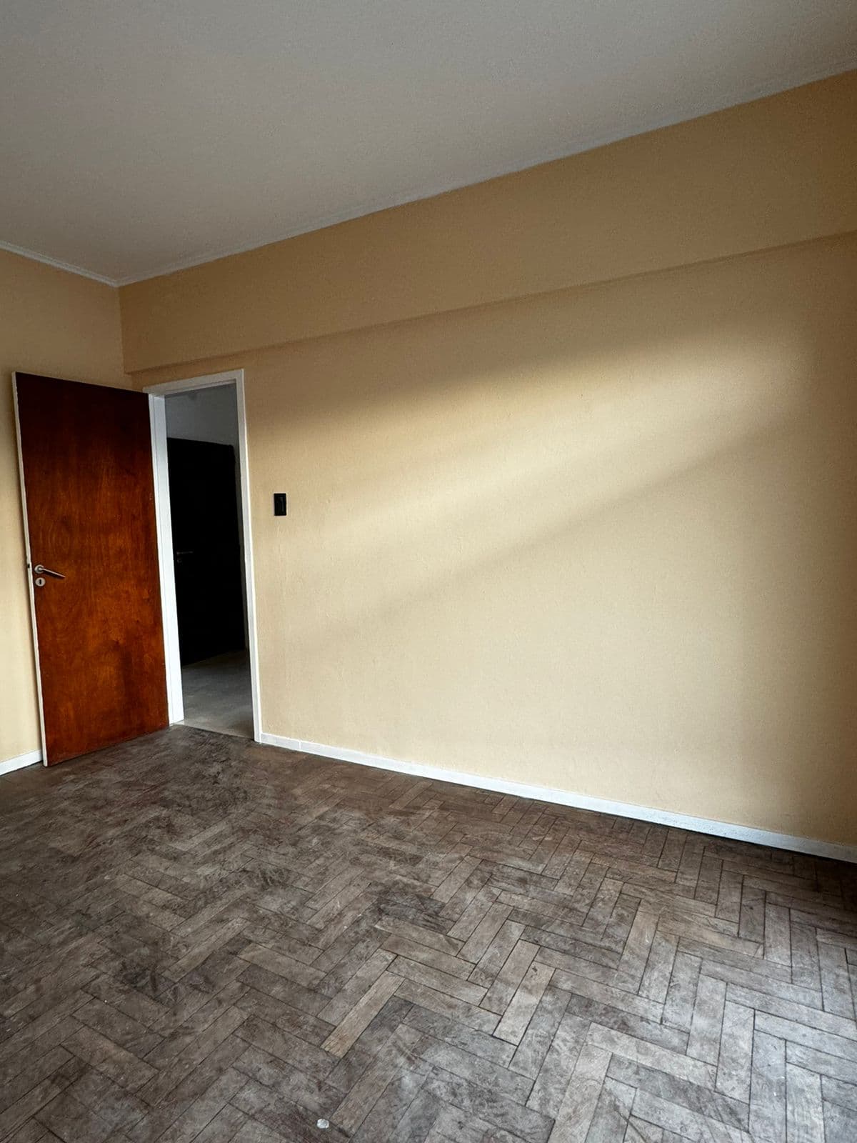 🏢EN ALQUILER | Departamento ubicado en microcentro 📍Álvaro Barros N°2776 - 5