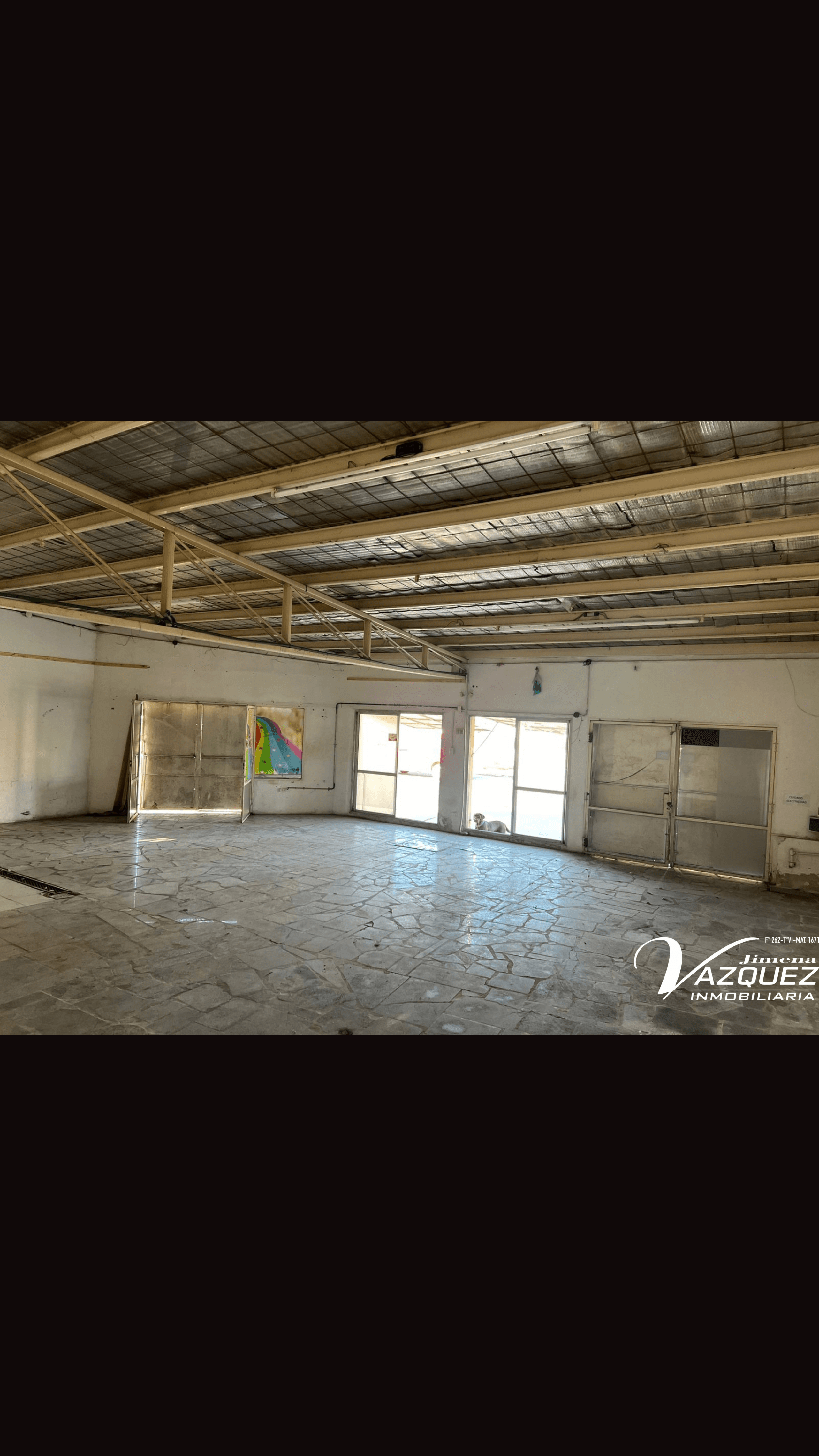 🛒 EN ALQUILER | Amplio local ubicado en Barrio CECO 1 📍La Rioja N°705 - 3