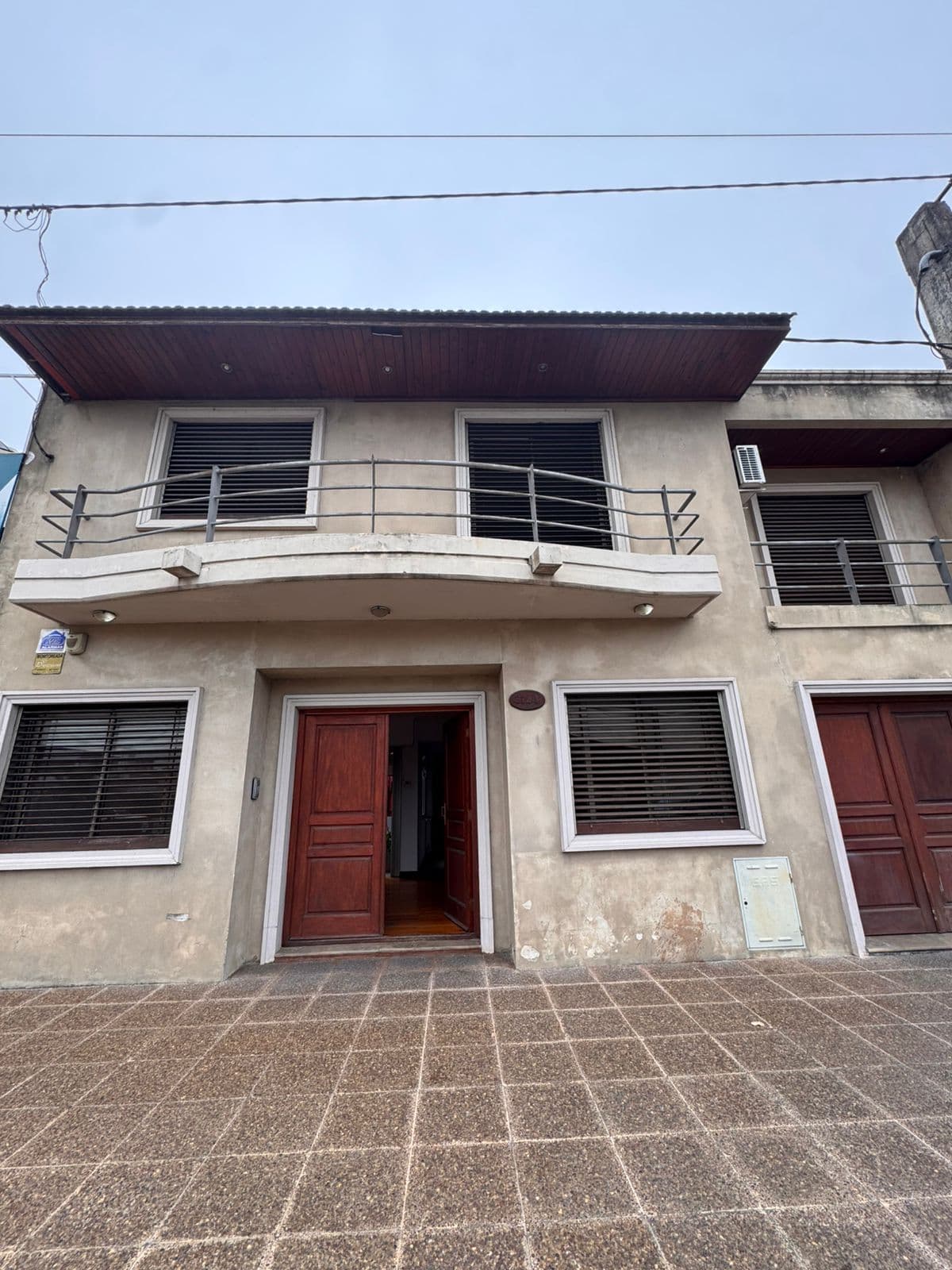 🏡 EN VENTA | Hermosa propiedad ubicada en Villa Floresta.  📍 Av. Del Valle 3744