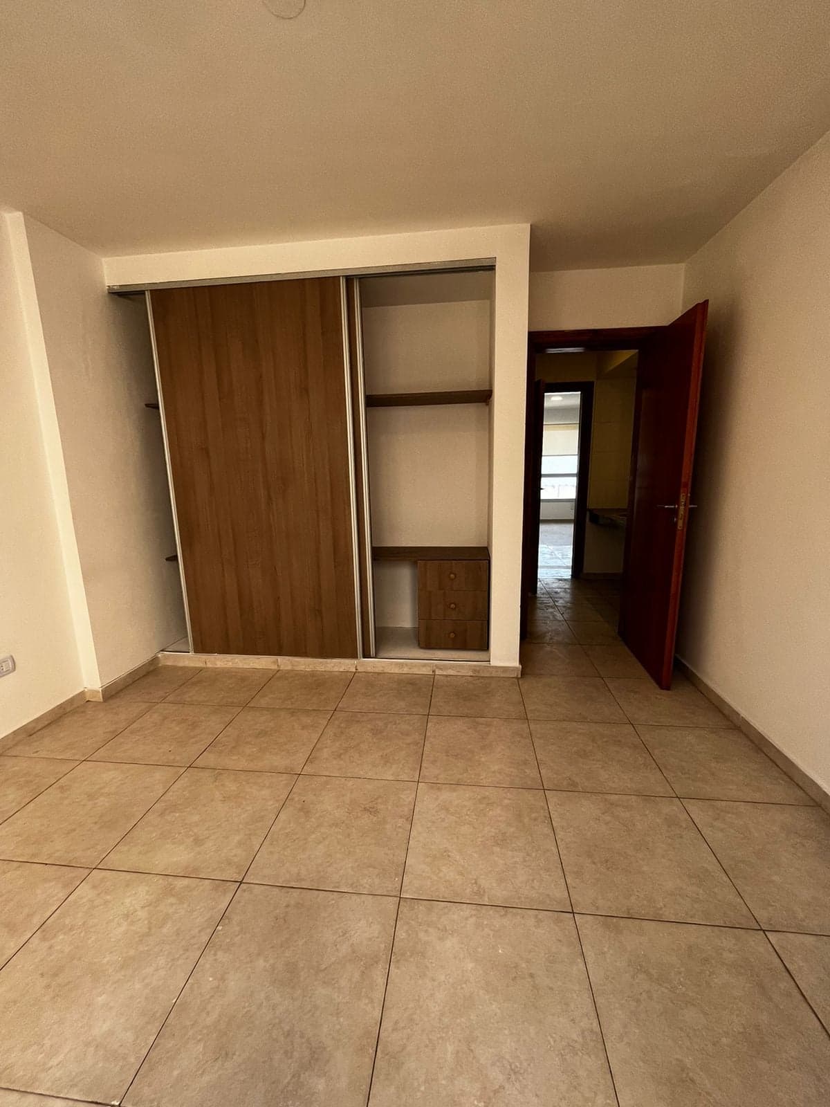 🏢EN ALQUILER | Departamento ubicado en Pueblo Nuevo 📍Av. Colón Nº2045 - 3