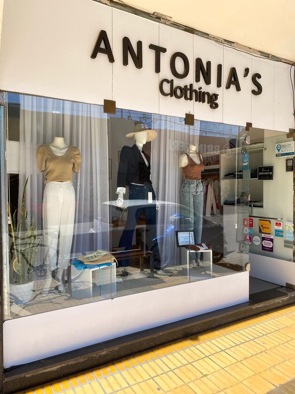 🏢 VENTA | Fondo de Comercio ubicado en el Centro de la ciudad. 📍 General Paz N°2678