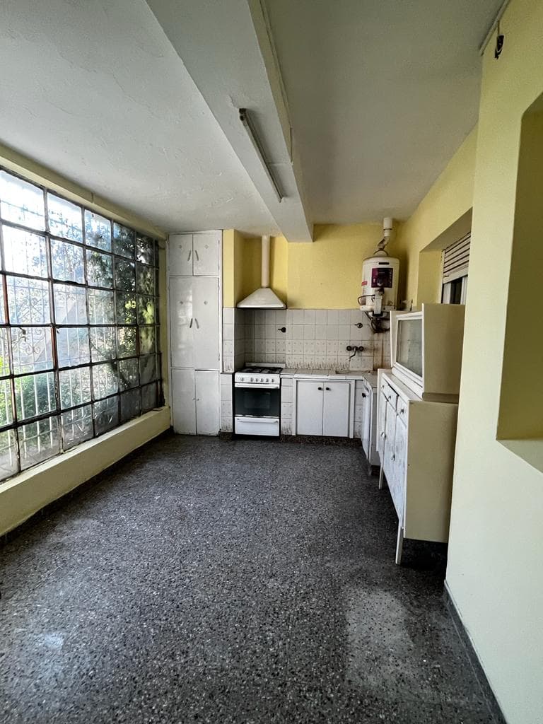 🏡 VENTA | Casa ubicada en Barrio Mariano Moreno 📍 Lamadrid N° 3433 - 2