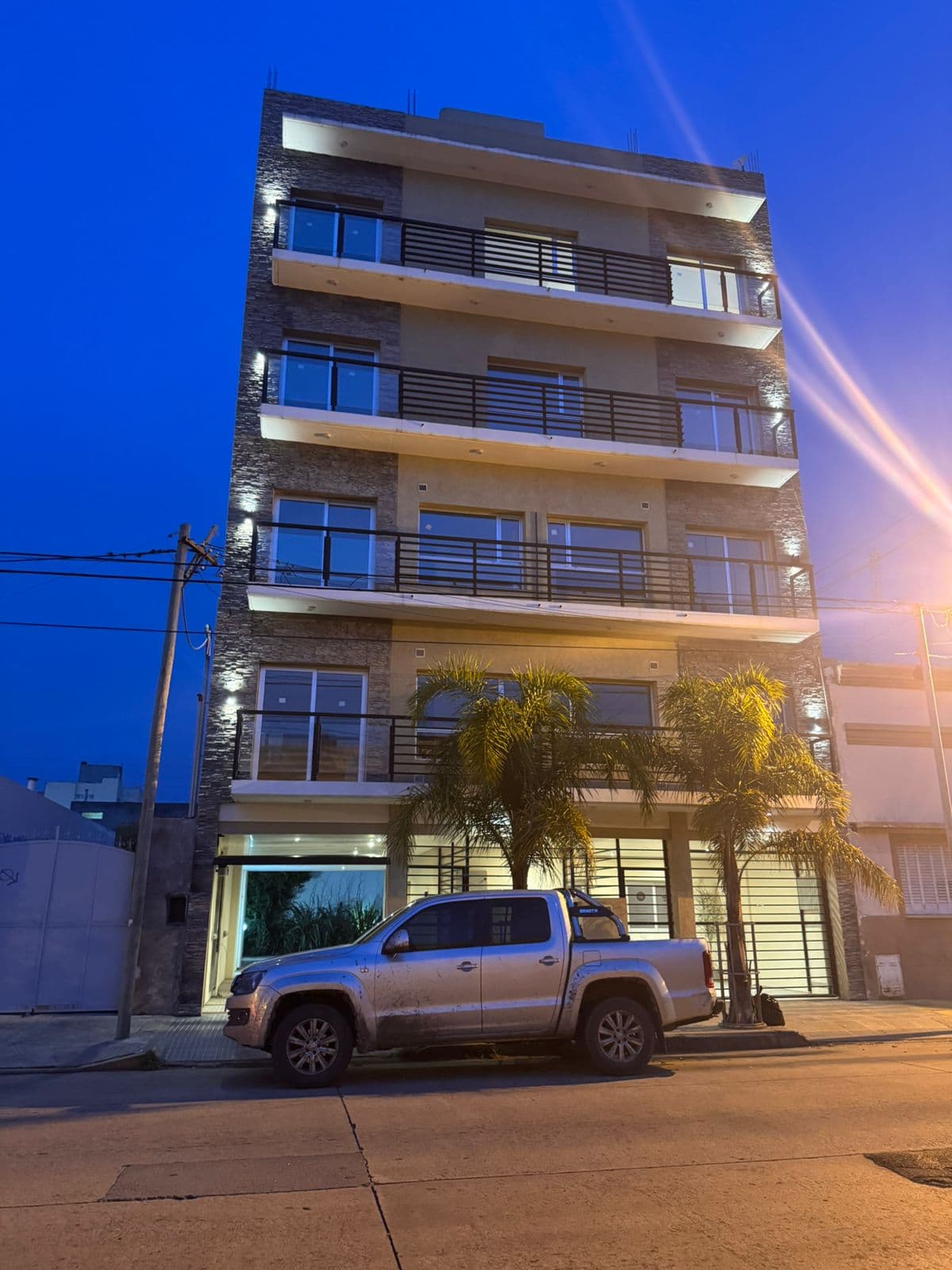 🏢✨ EN ALQUILER | Departamento a estrenar en pleno centro de Olavarría 📍 Lavalle 2838