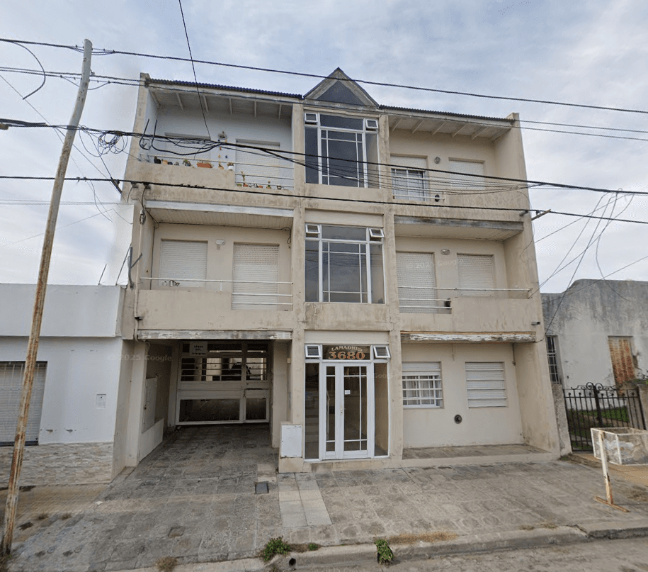 🏡 VENTA | Departamento ubicado en barrio Mariano Moreno 📍 Lamadrid N°3680